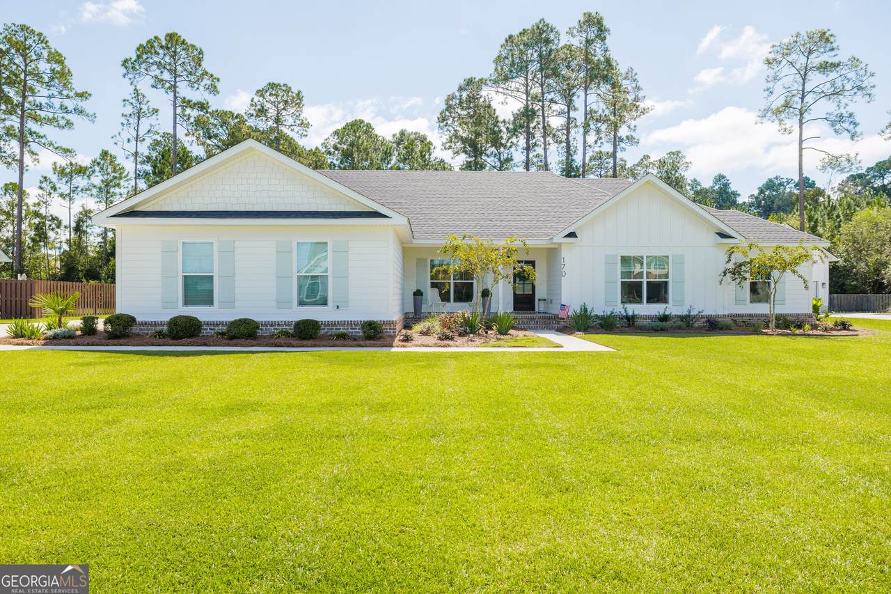 170 Belmont Circle - Photo 1
