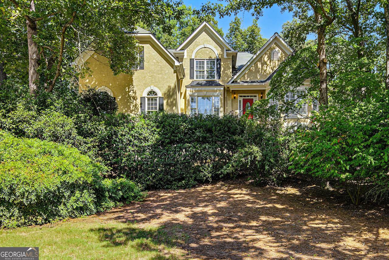 403 Henredon Hill - Photo 1