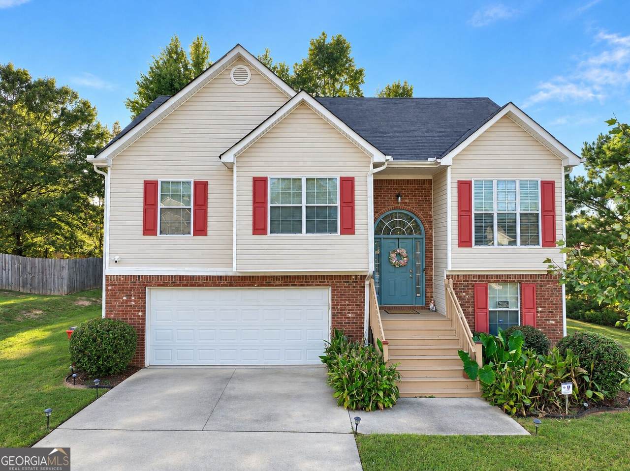 704 Tullamore Way - Photo 1