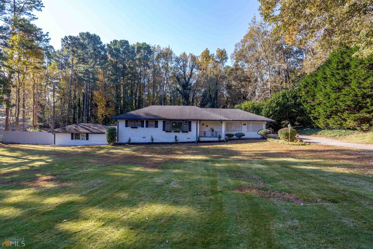 6199 Rockbridge Road - Photo 1