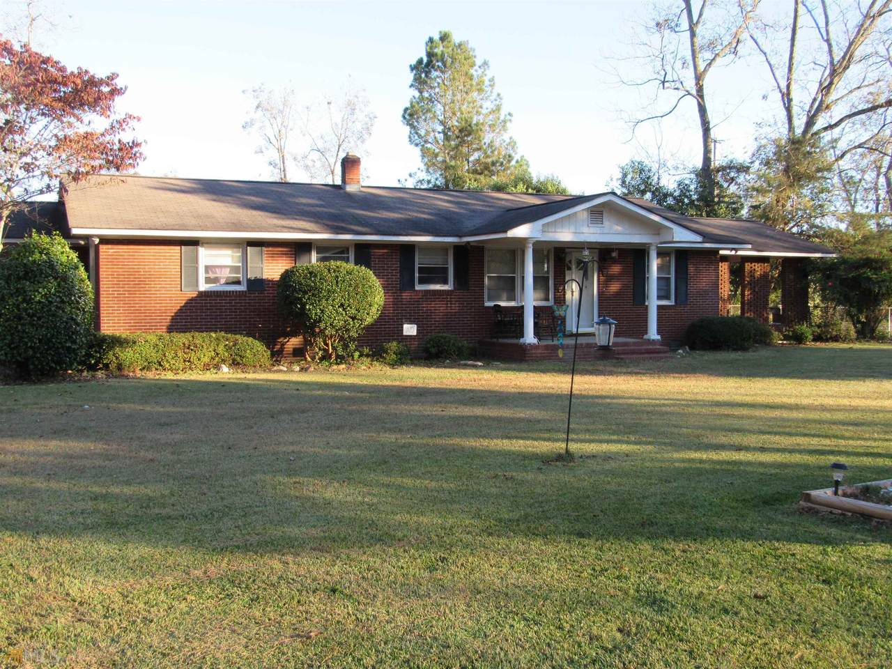 147 Reba Drive - Photo 1