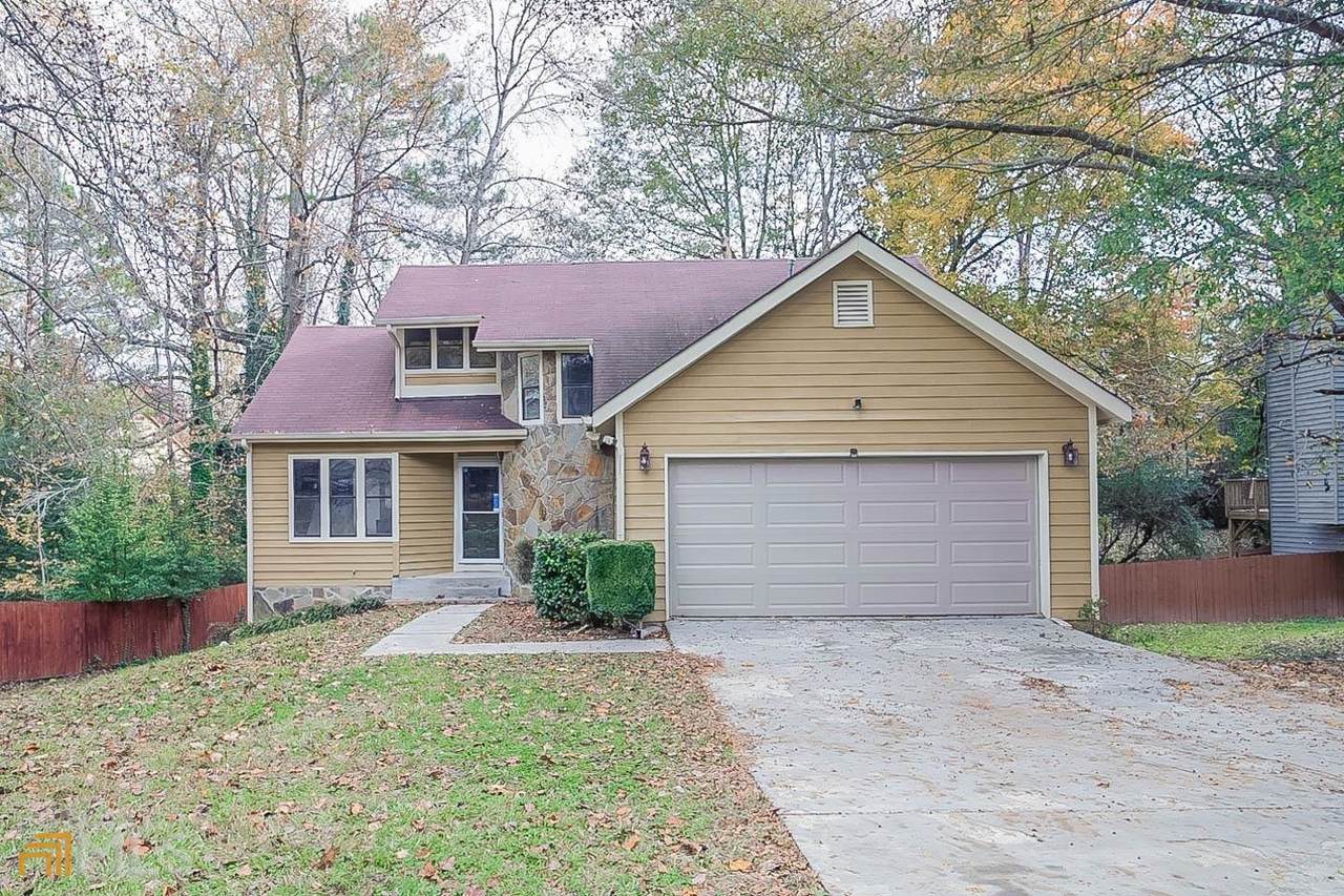 1061 Chapman - Photo 1