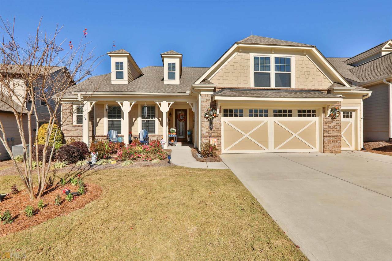 214 Spruce Pine Circle Circle - Photo 1