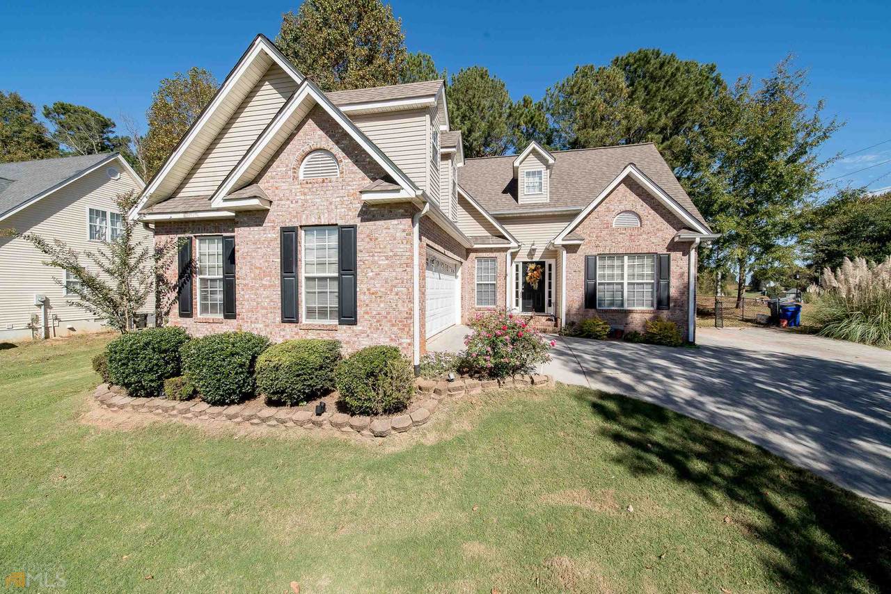 1126 Stone Brook Ln Lane - Photo 1