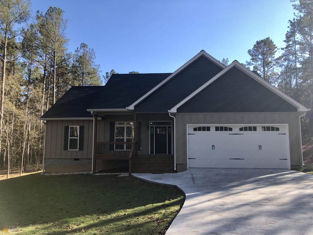 136 Riverside Street - Photo 1