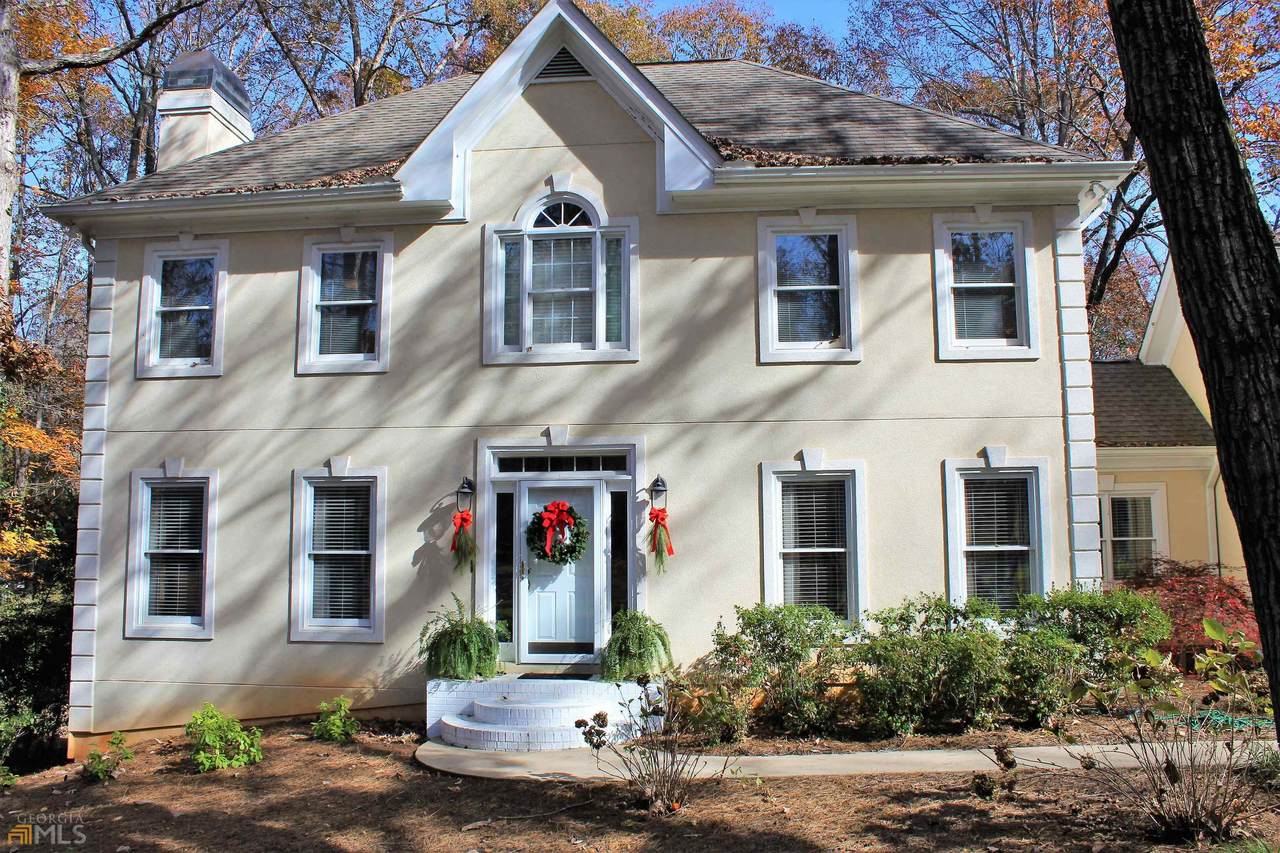 27 Waverly Ln - Photo 1