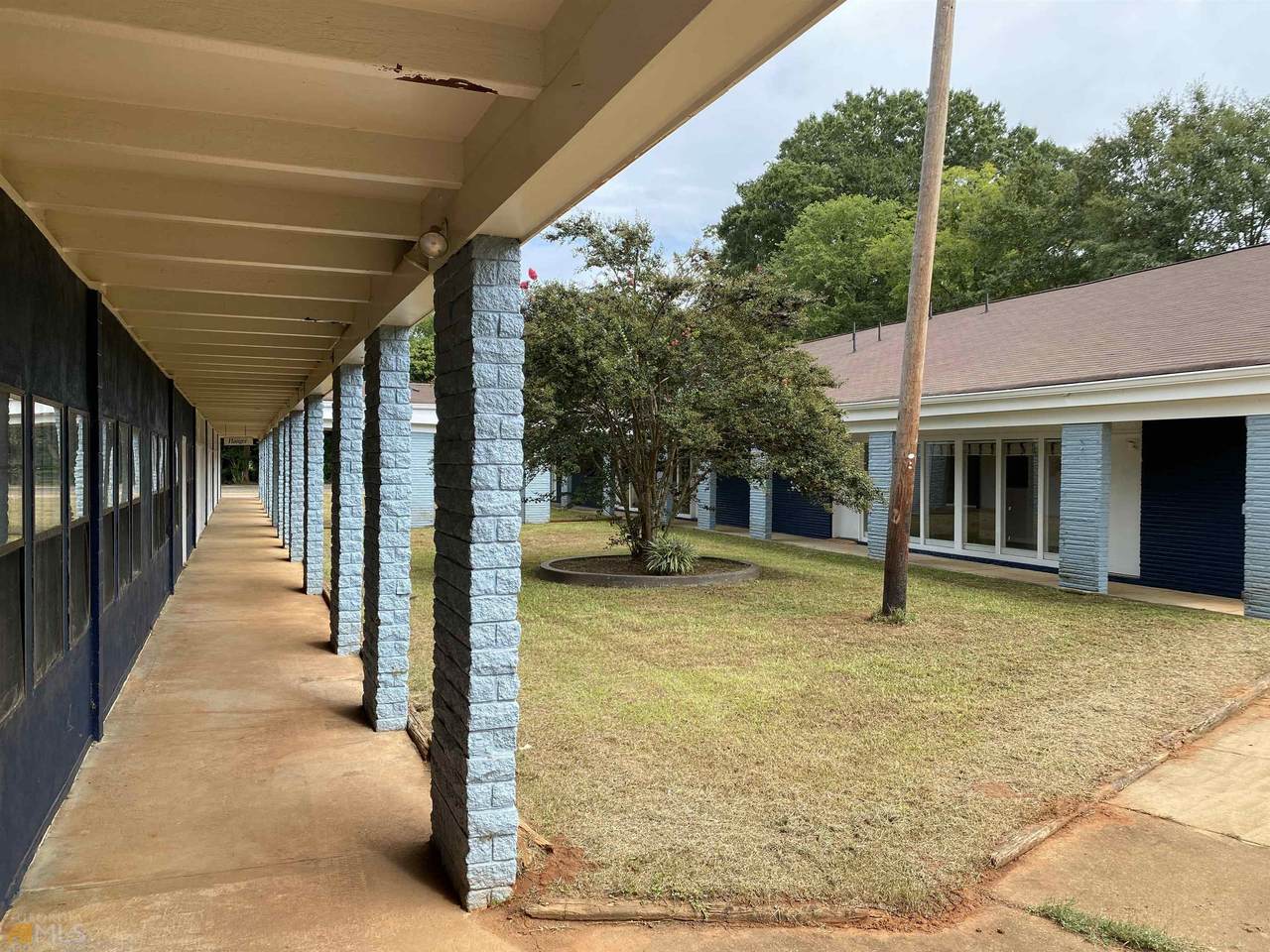 511 Cobb Street - Photo 1