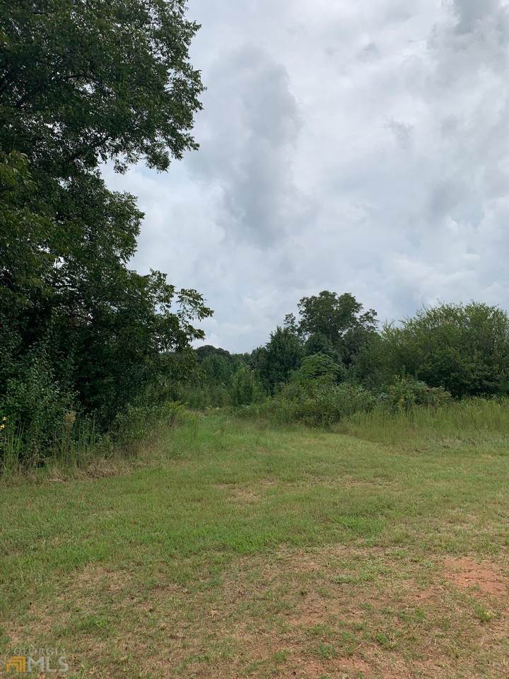 582 Hillview Road - Photo 1