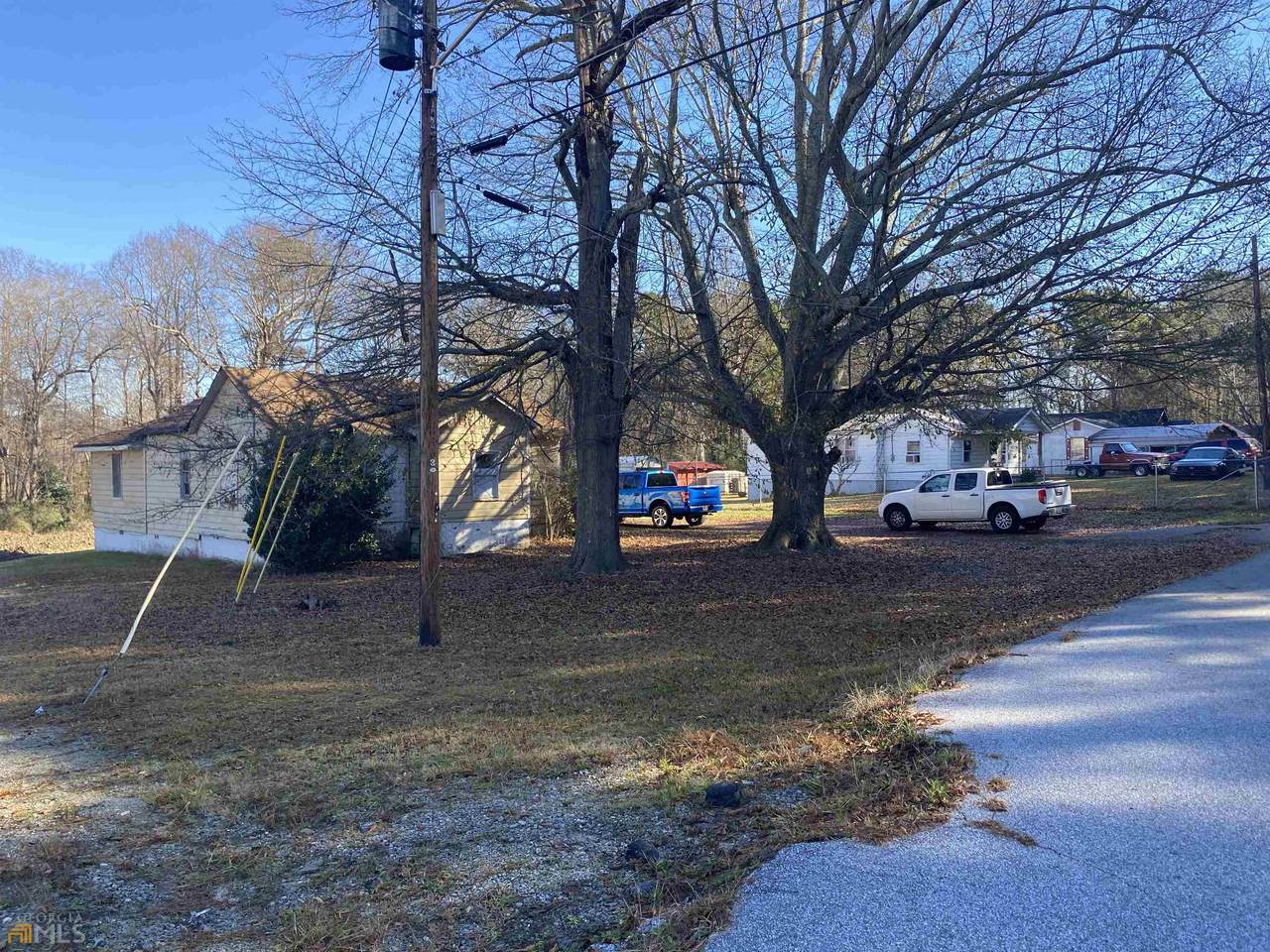 4831 Oak Street - Photo 1