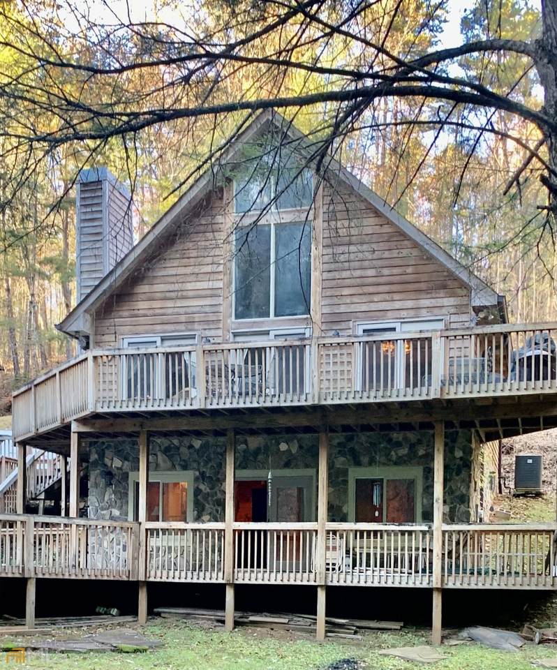 196 Hemlock Lane - Photo 1