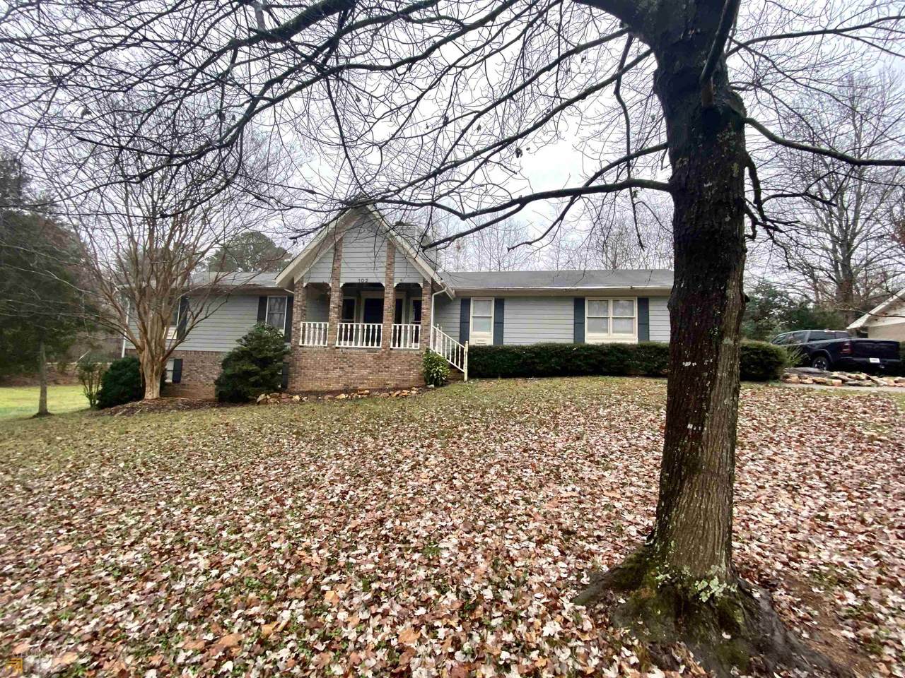 102 Allison Cir - Photo 1