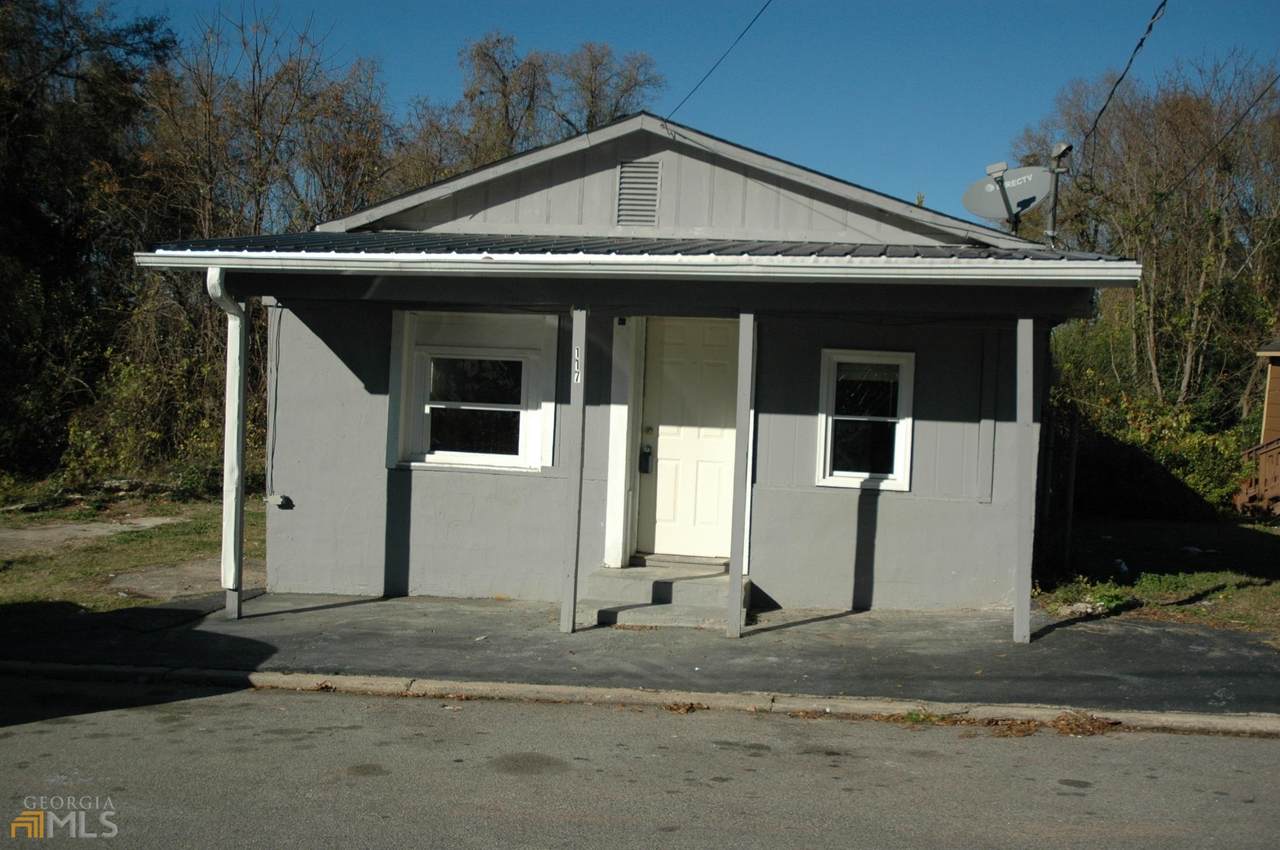 117 Foch Street - Photo 1