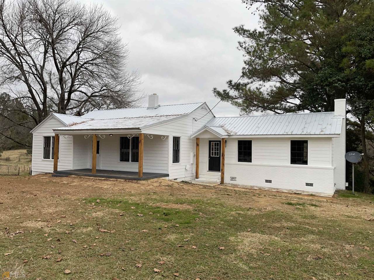 8184 Elberton Rd - Photo 1