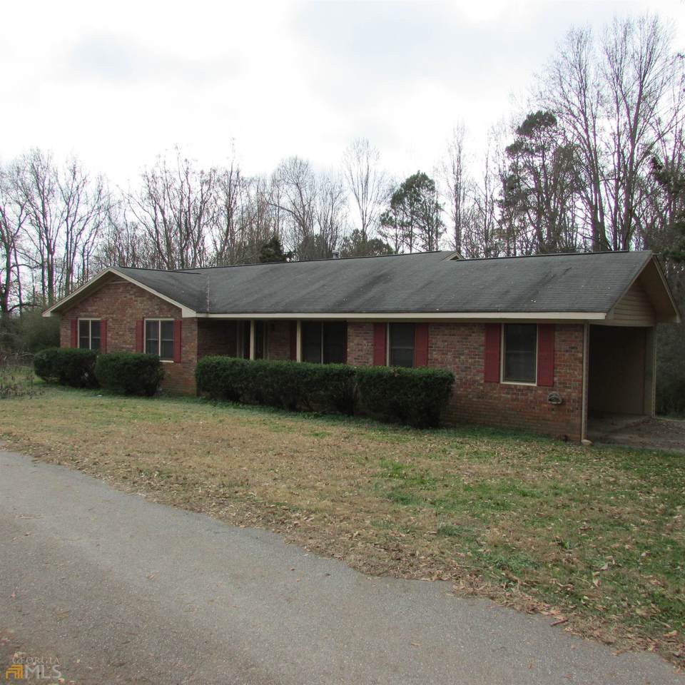 214 Maple Tree Lane - Photo 1
