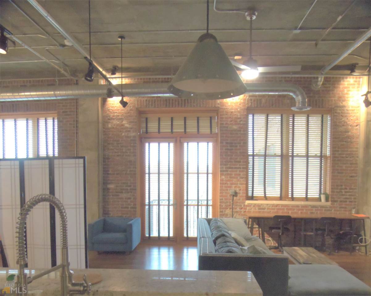 3235 Roswell Rd Unit 818 - Photo 1
