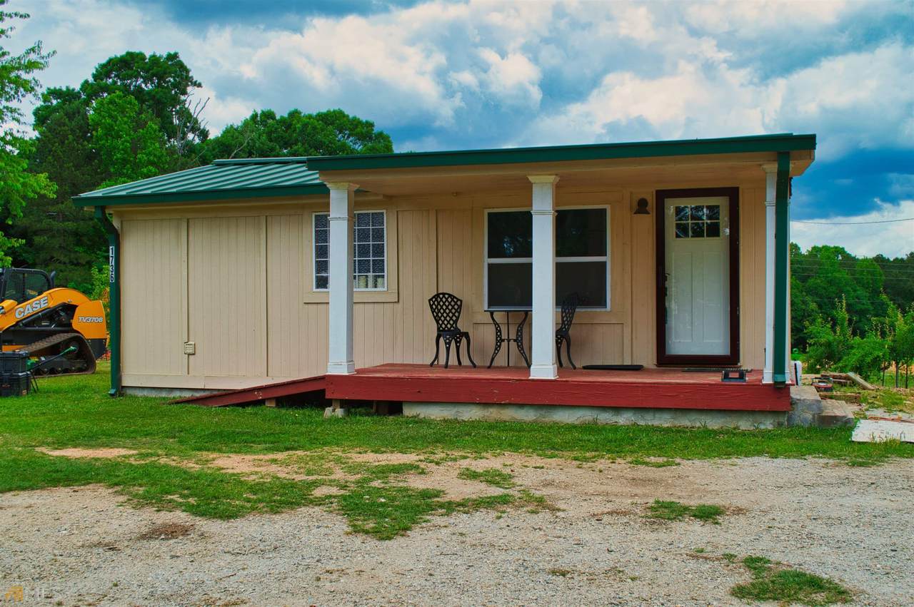 1736 Mount Carmel - Photo 1