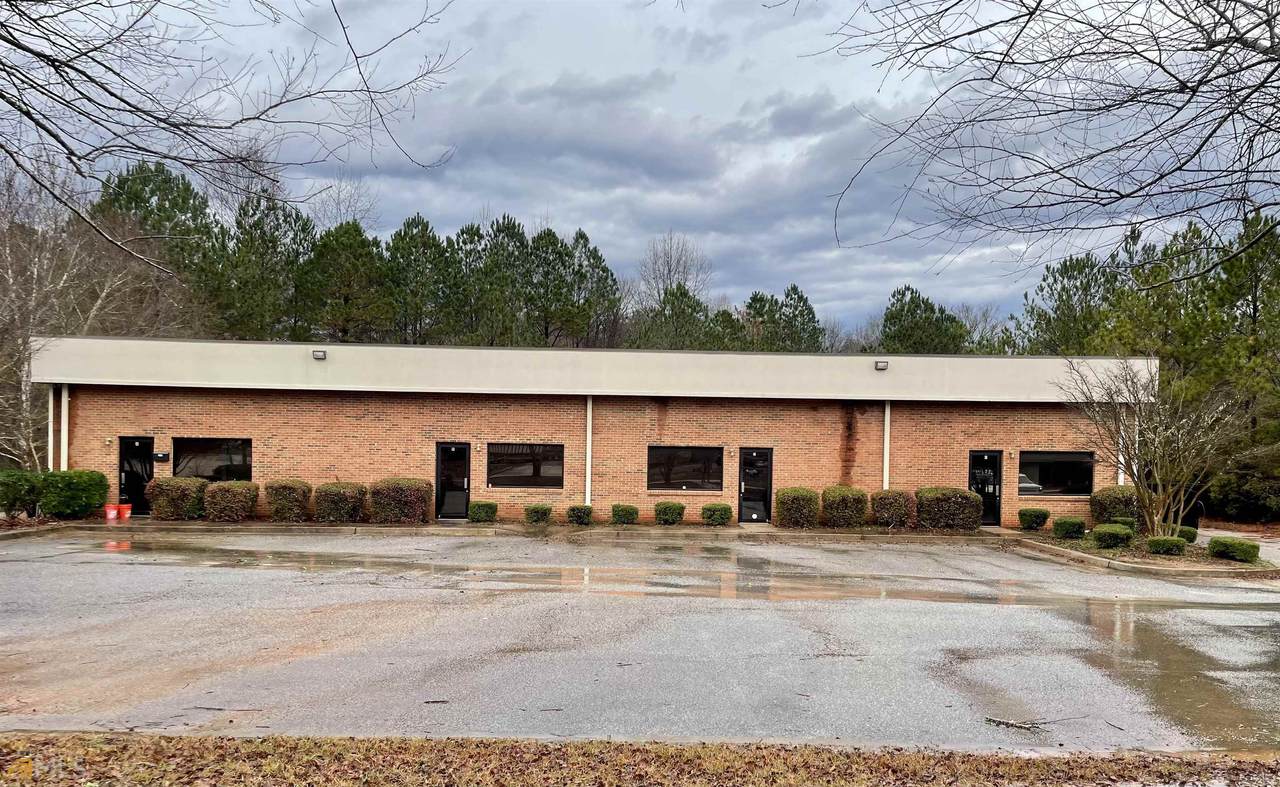 250 Robinson Drive - Photo 1