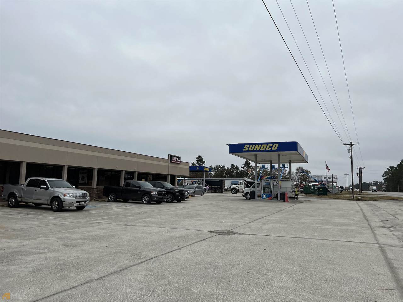 8741 Us Highway 301 - Photo 1
