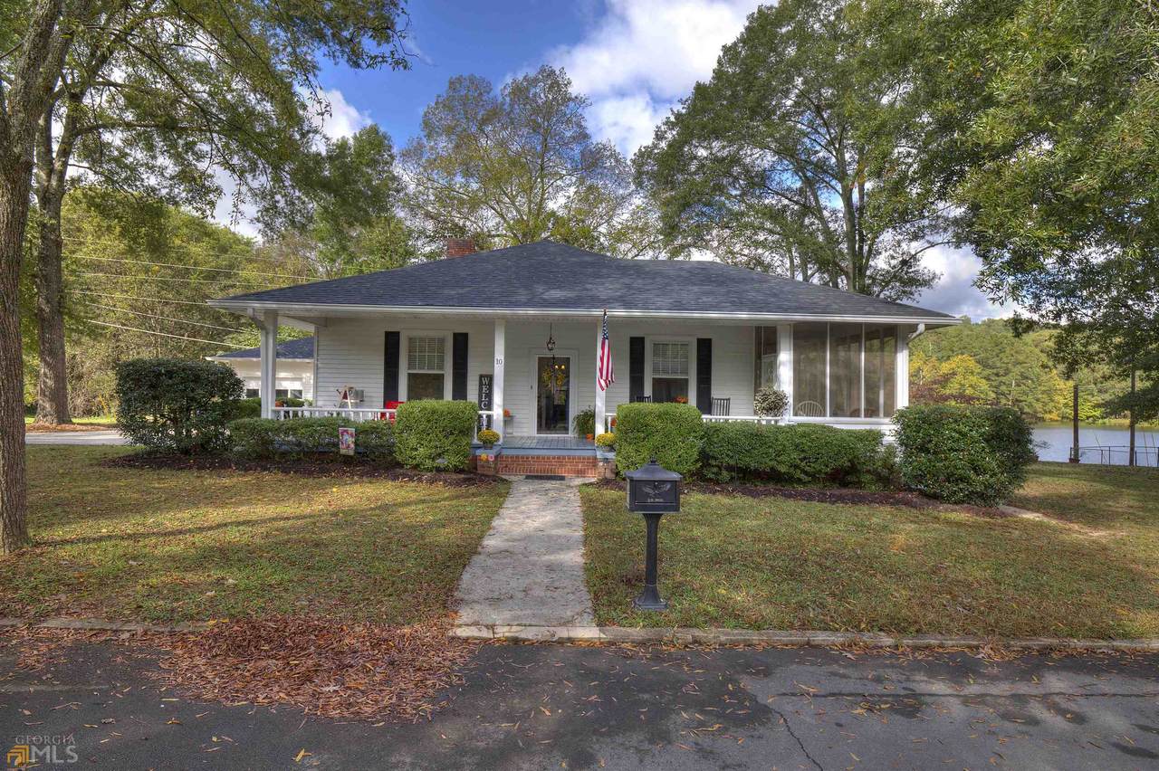 10 Terrace Avenue - Photo 1