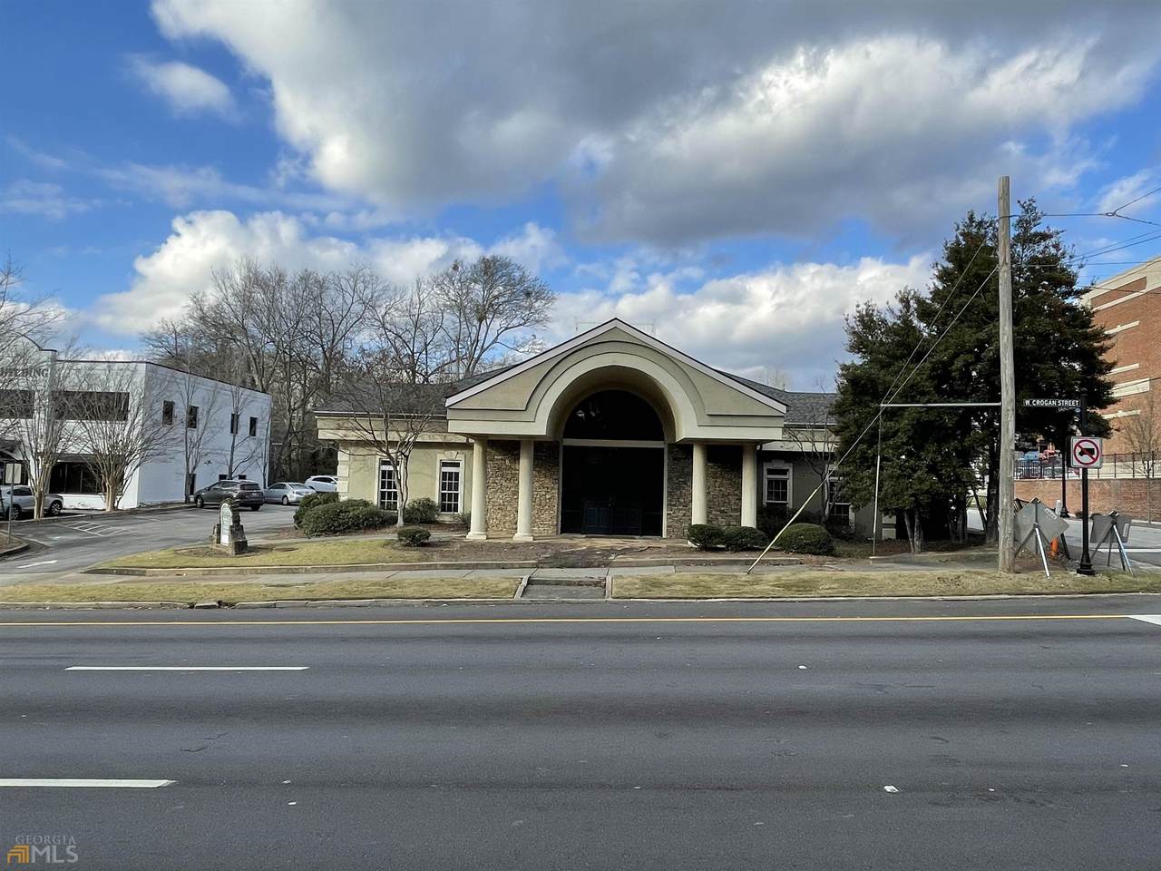 245 W Crogan Street - Photo 1