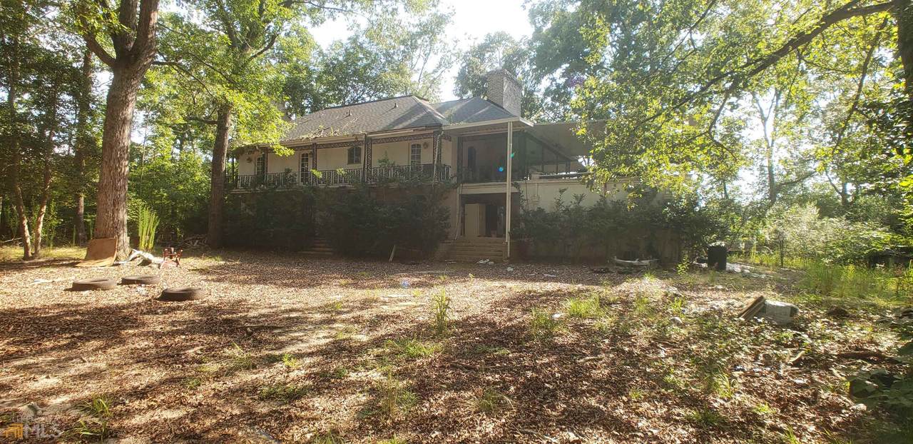 2990 Flat Shoals - Photo 1