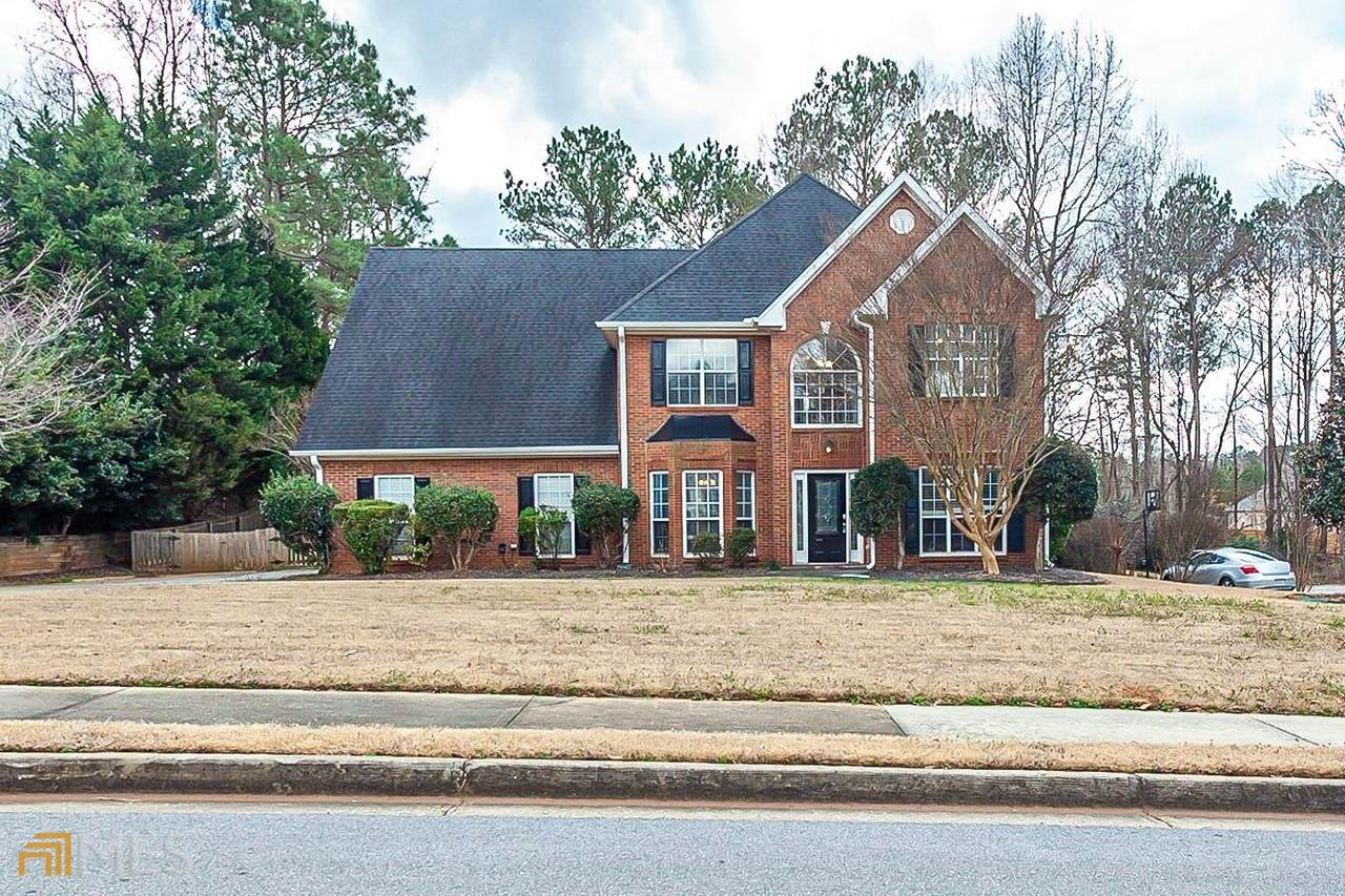 721 Lynn Milam - Photo 1