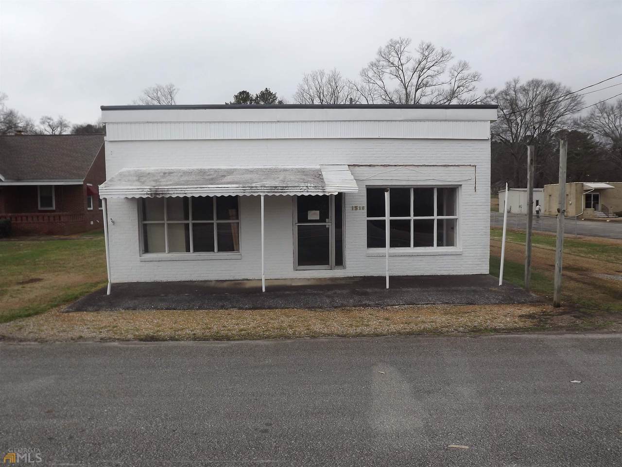1520 Main Street - Photo 1