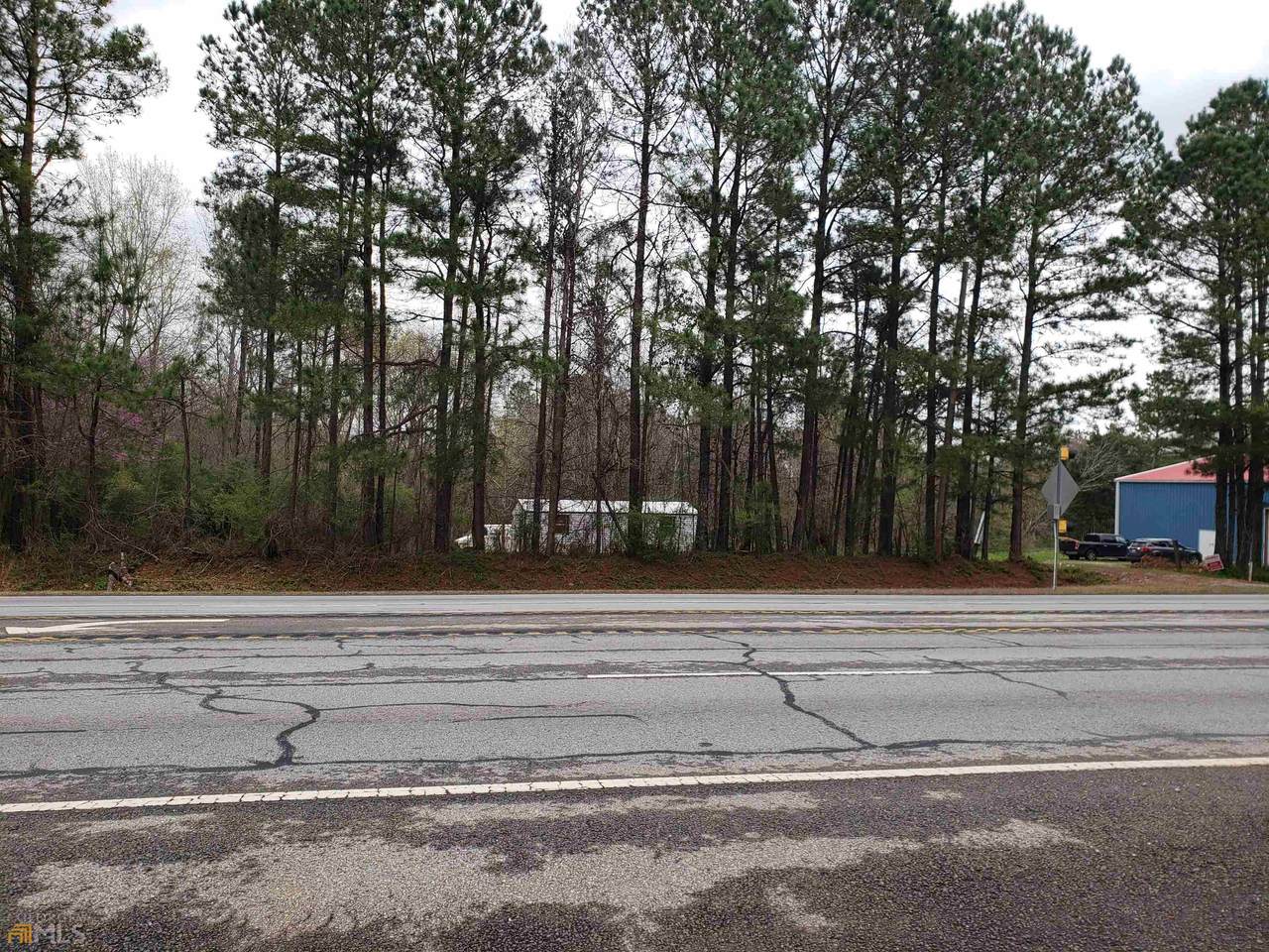 2850 Commerce - Photo 1