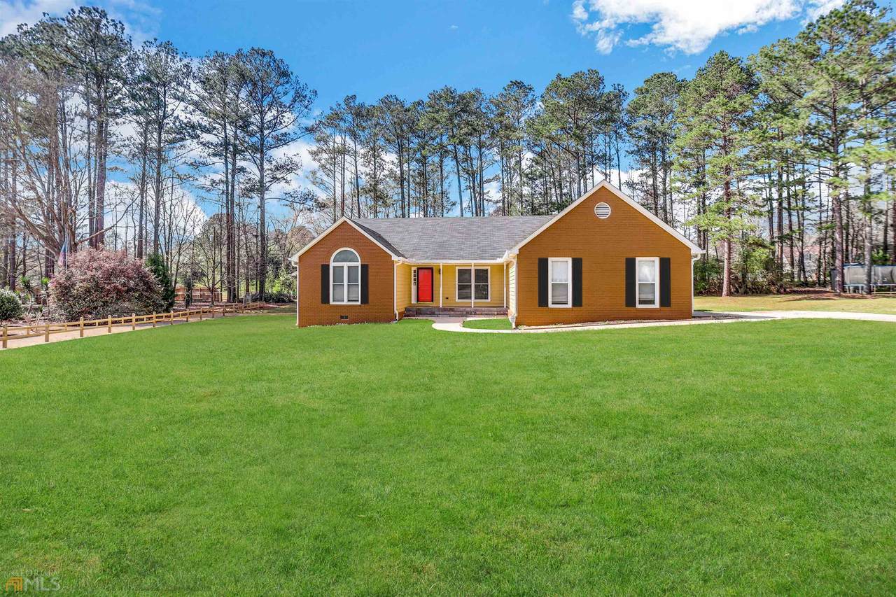 100 Bloomfield Dr - Photo 1