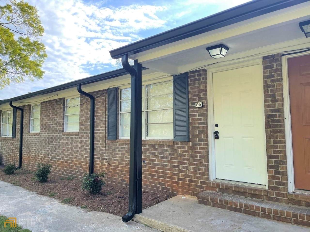 214 Cabin Creek Drive - Photo 1