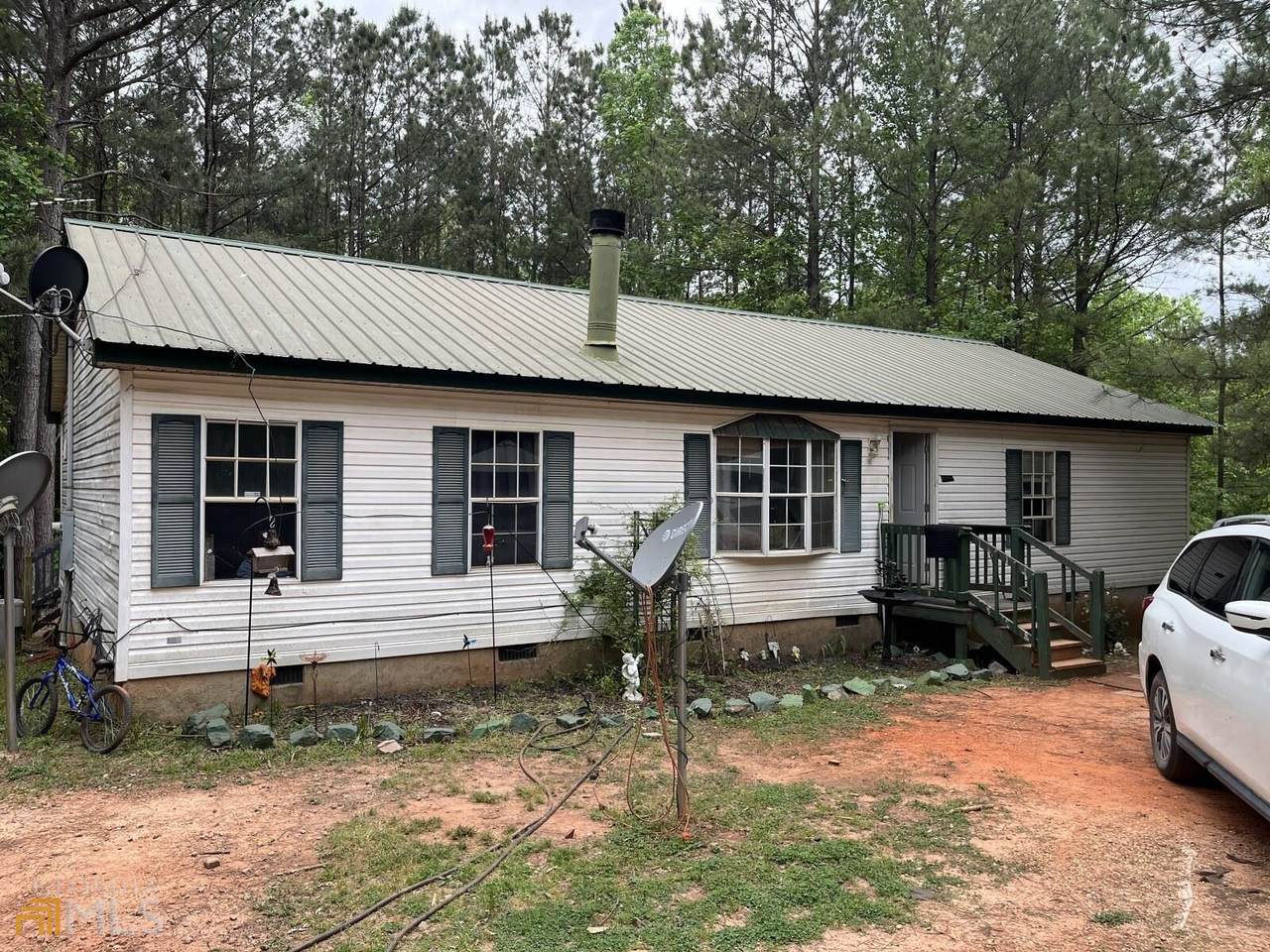 744 Hagans Mountain Road - Photo 1