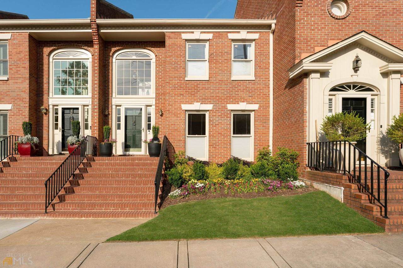 202 Ansley Villa Drive - Photo 1