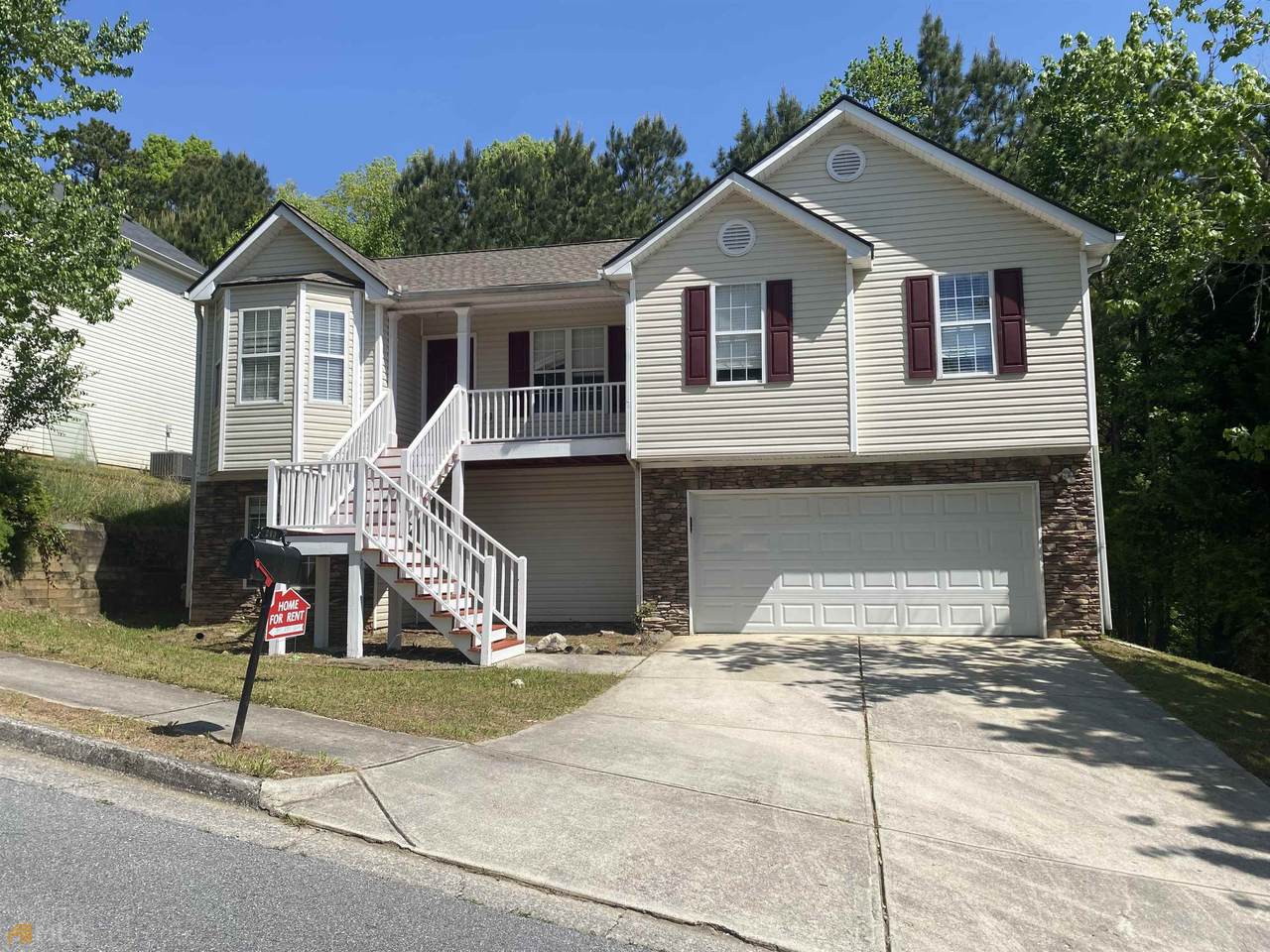243 Bainbridge Circle - Photo 1