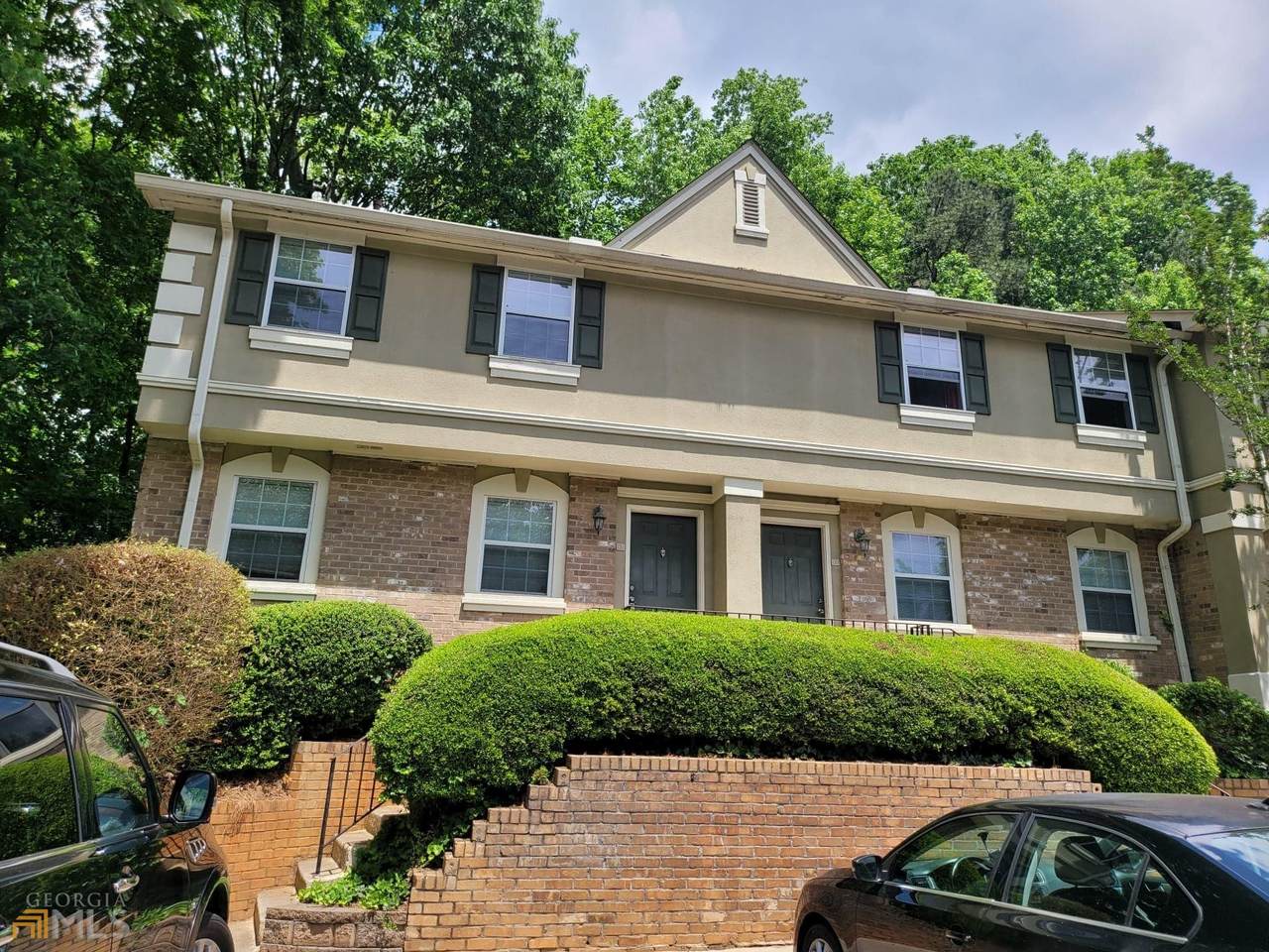 6900 Roswell Road - Photo 1
