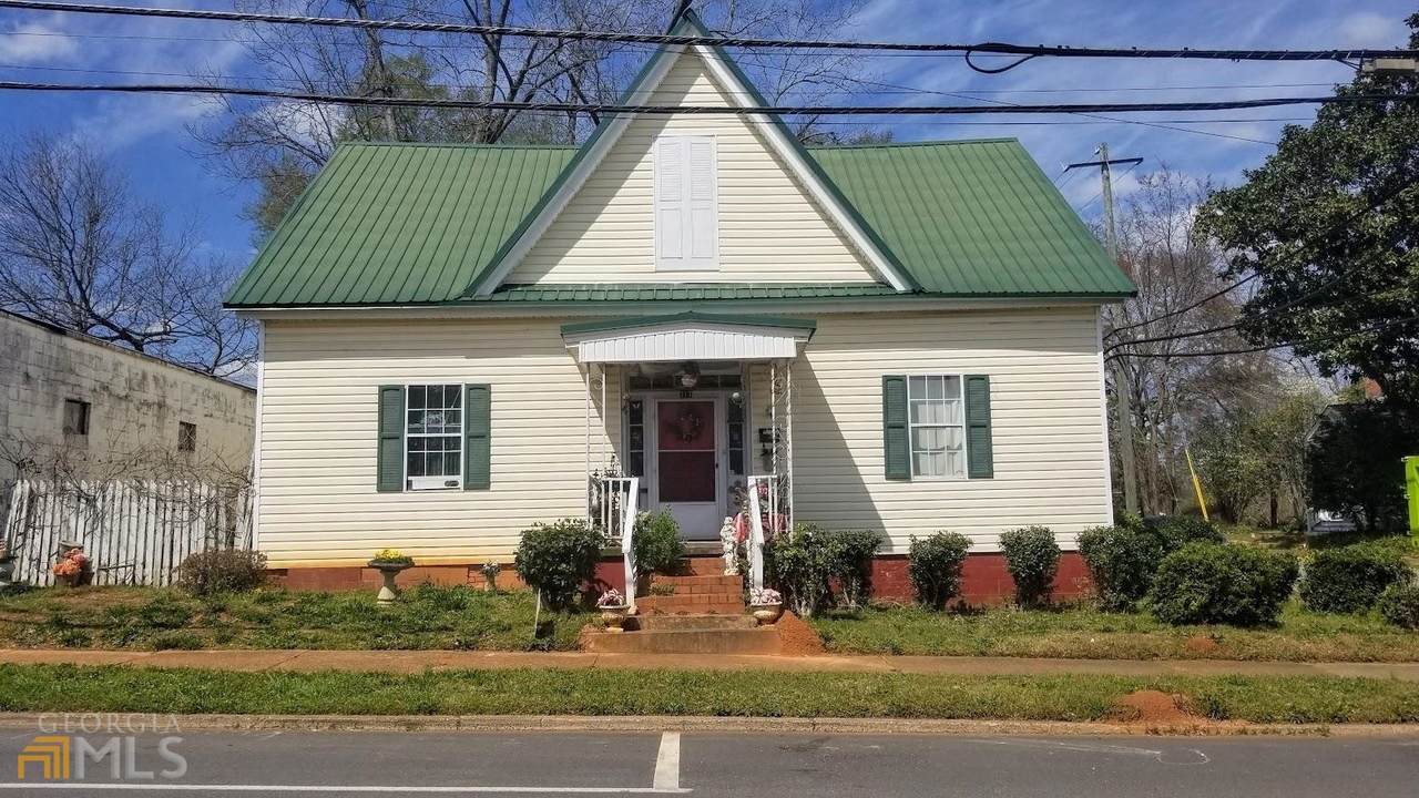 217 Lee Street - Photo 1