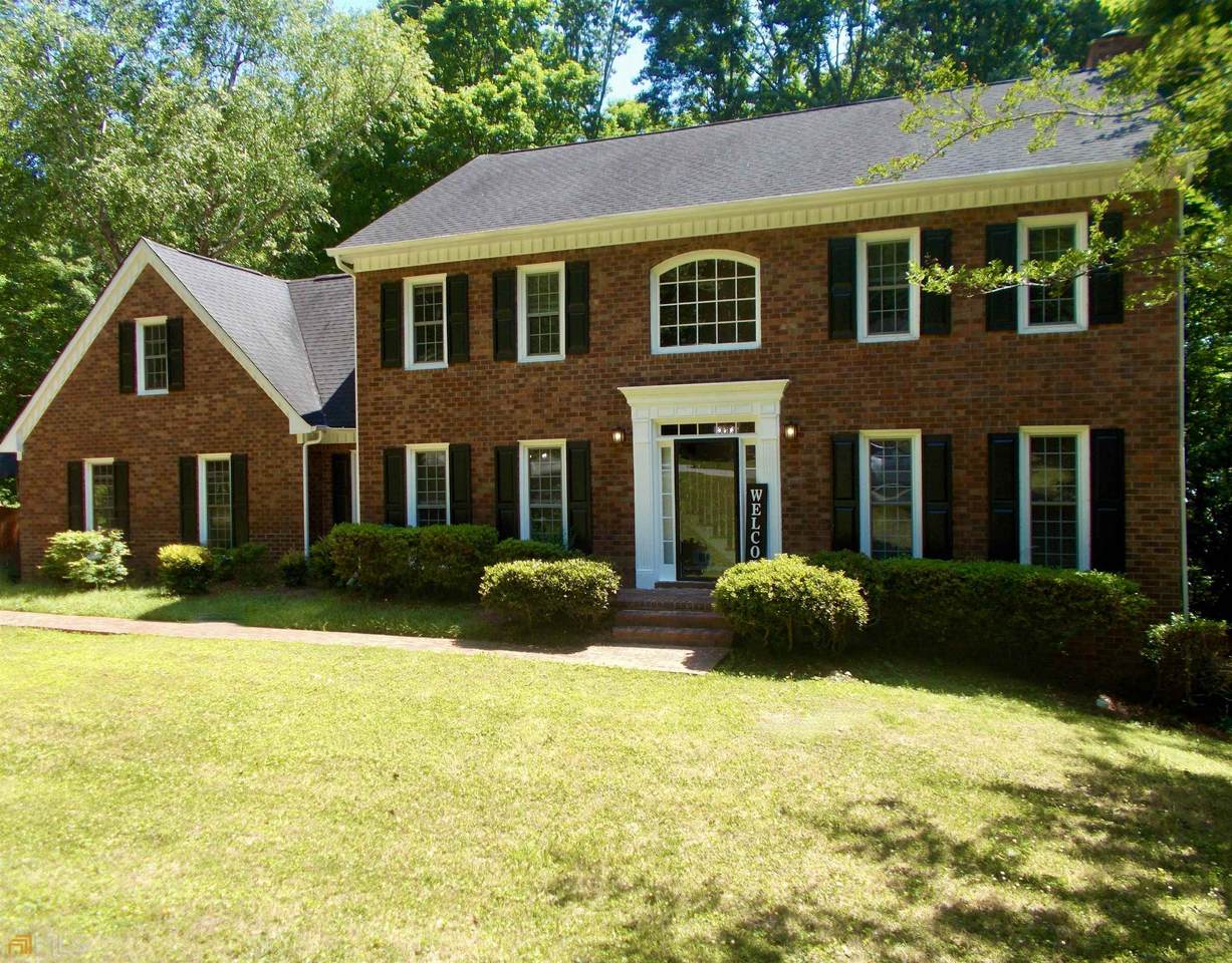 3901 Windhurst Drive - Photo 1