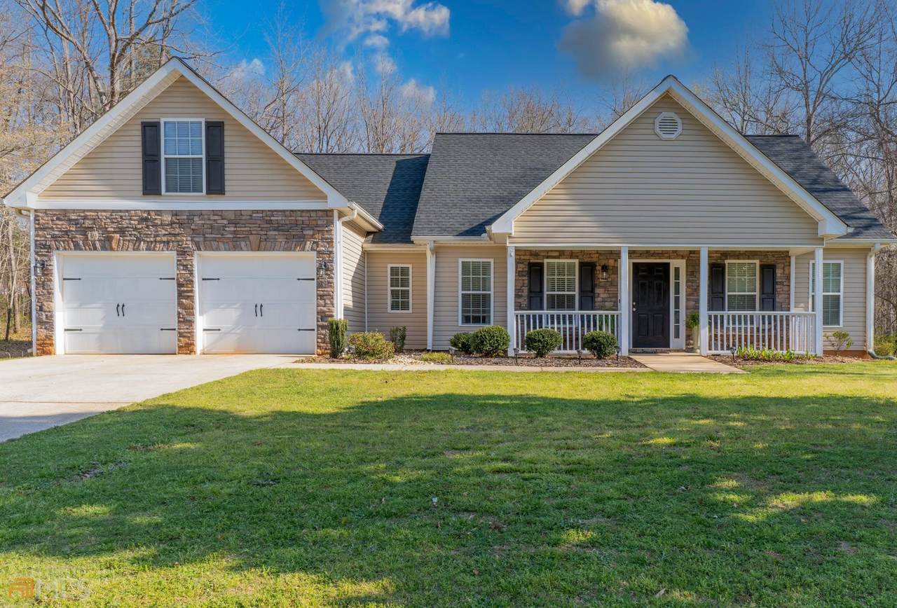 220 Lamar Lane - Photo 1