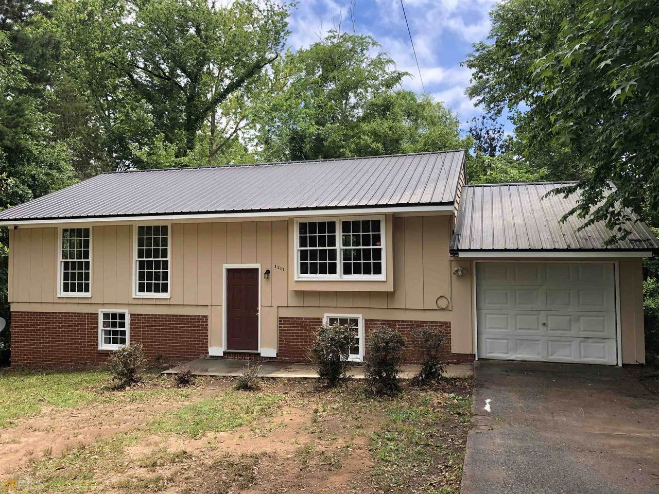 1211 Timberland Drive - Photo 1