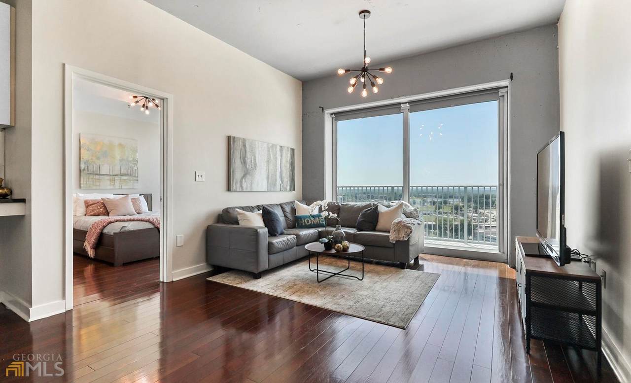 317 17th Street - Photo 1
