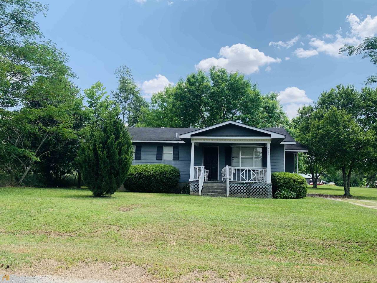 323 Duncan Avenue - Photo 1