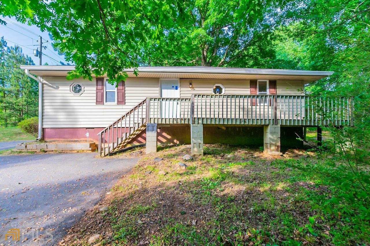 1059 Buchanan - Photo 1