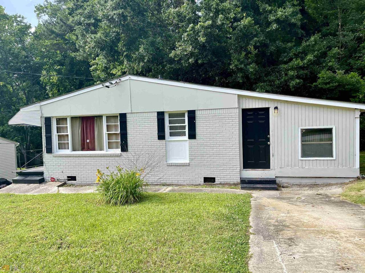 3753 Adkins Road - Photo 1