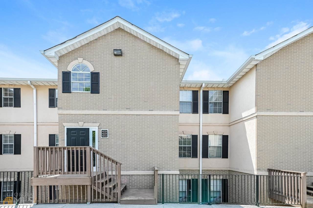 4022 Stillwater - Photo 1
