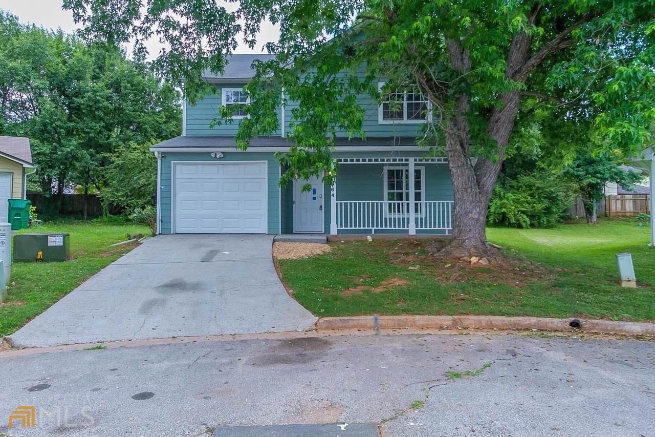 864 Ashwood - Photo 1