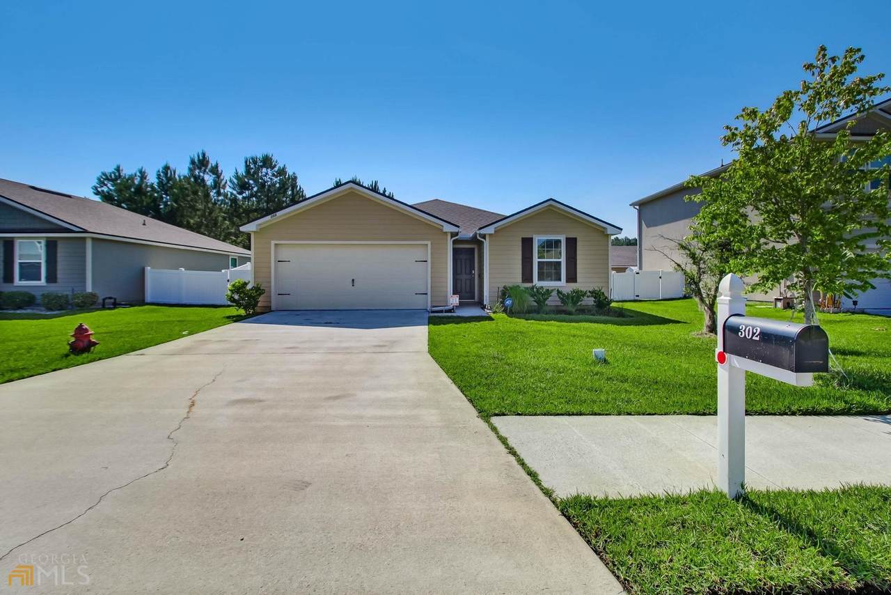 302 Cedar Breeze Drive - Photo 1