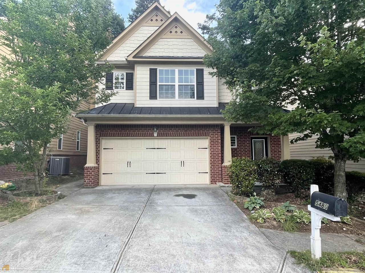 5480 Chatham - Photo 1