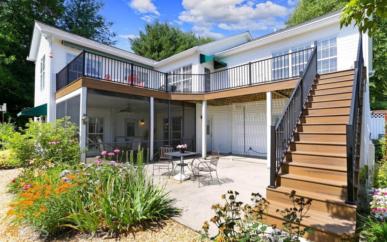 877 Ginger Lane - Photo 1