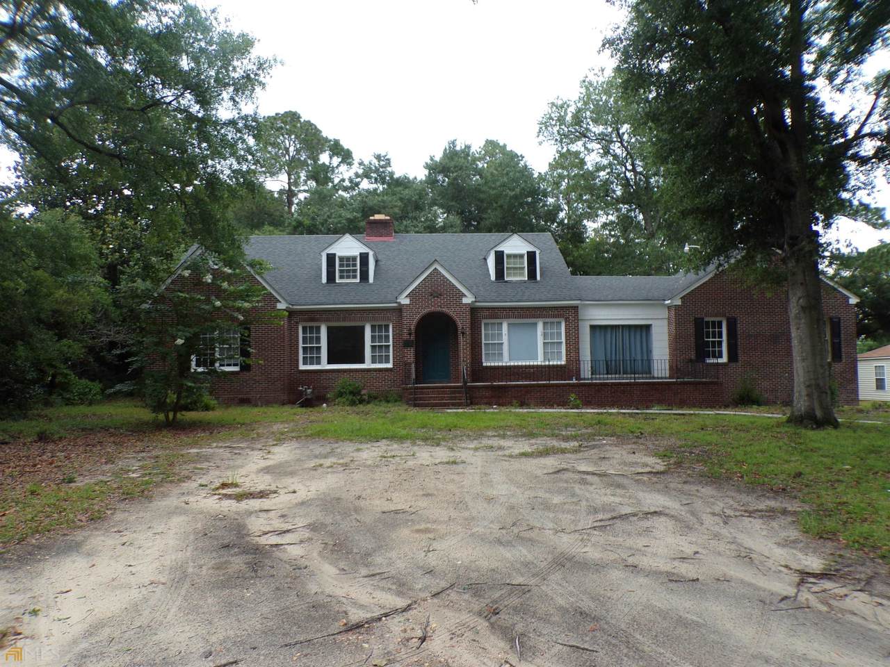 112 Peachtree Cir Circle - Photo 1