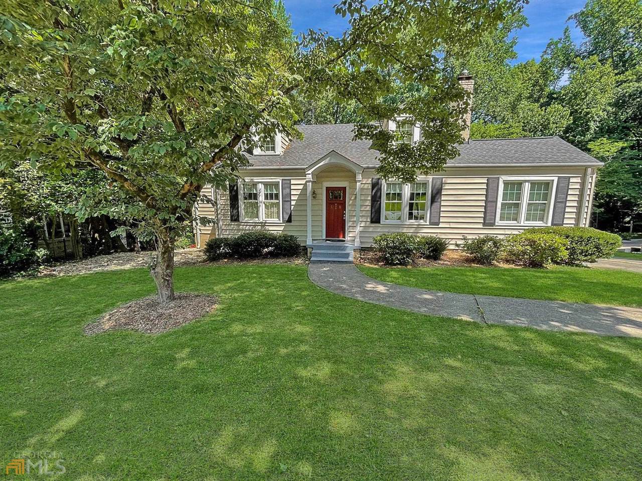 520 Highland Avenue - Photo 1