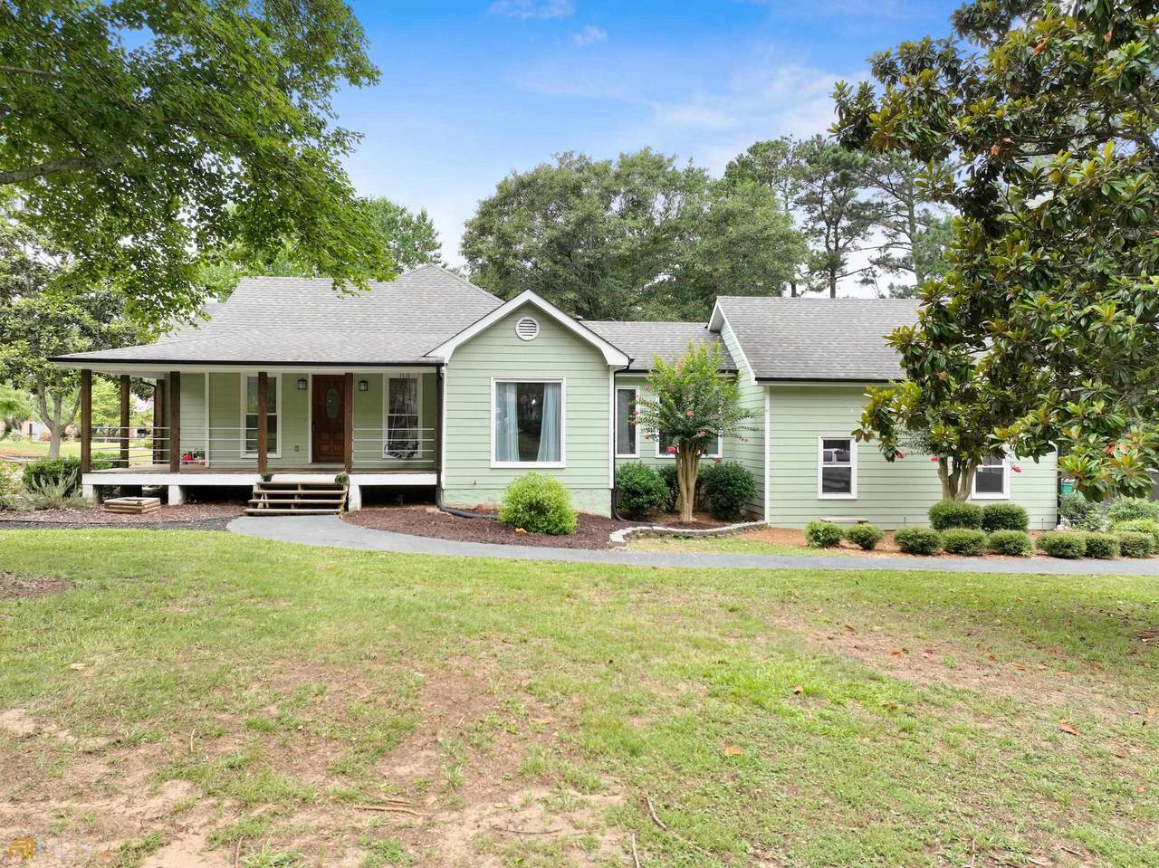 296 Gordon Court - Photo 1